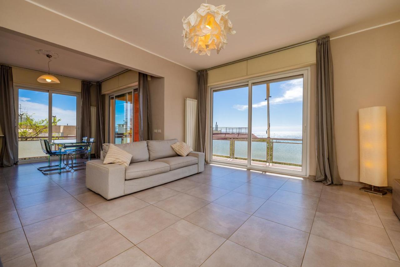 Casa Matilde - Appartamento Vista Mare - Con Posto Auto Finale Ligure Exteriör bild